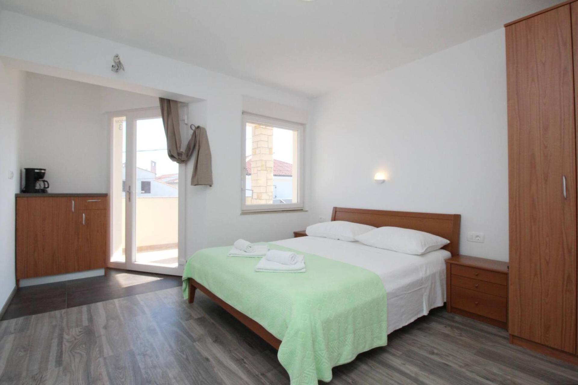 Apartments & Rooms Dekanic Башка Екстер'єр фото