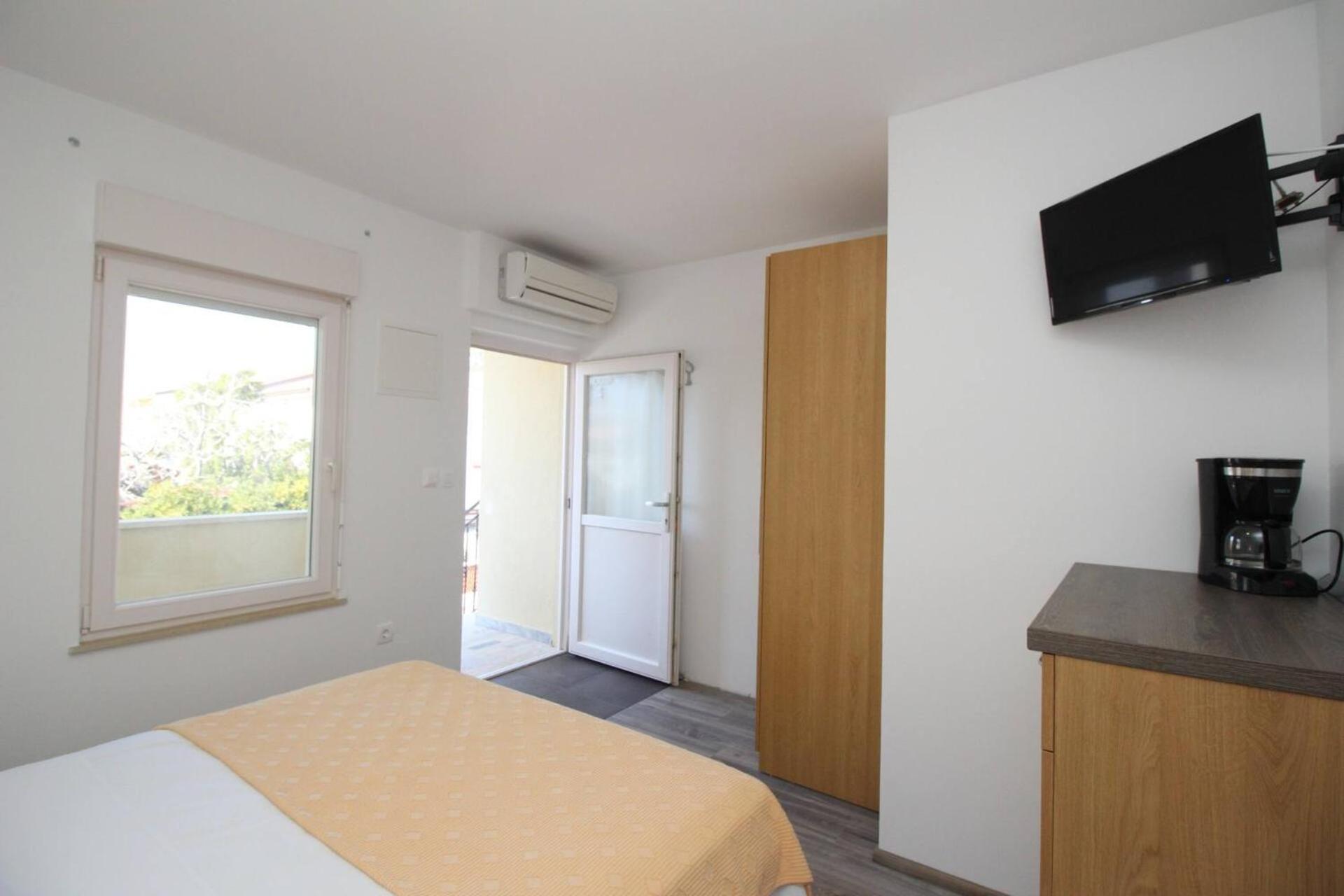 Apartments & Rooms Dekanic Башка Екстер'єр фото