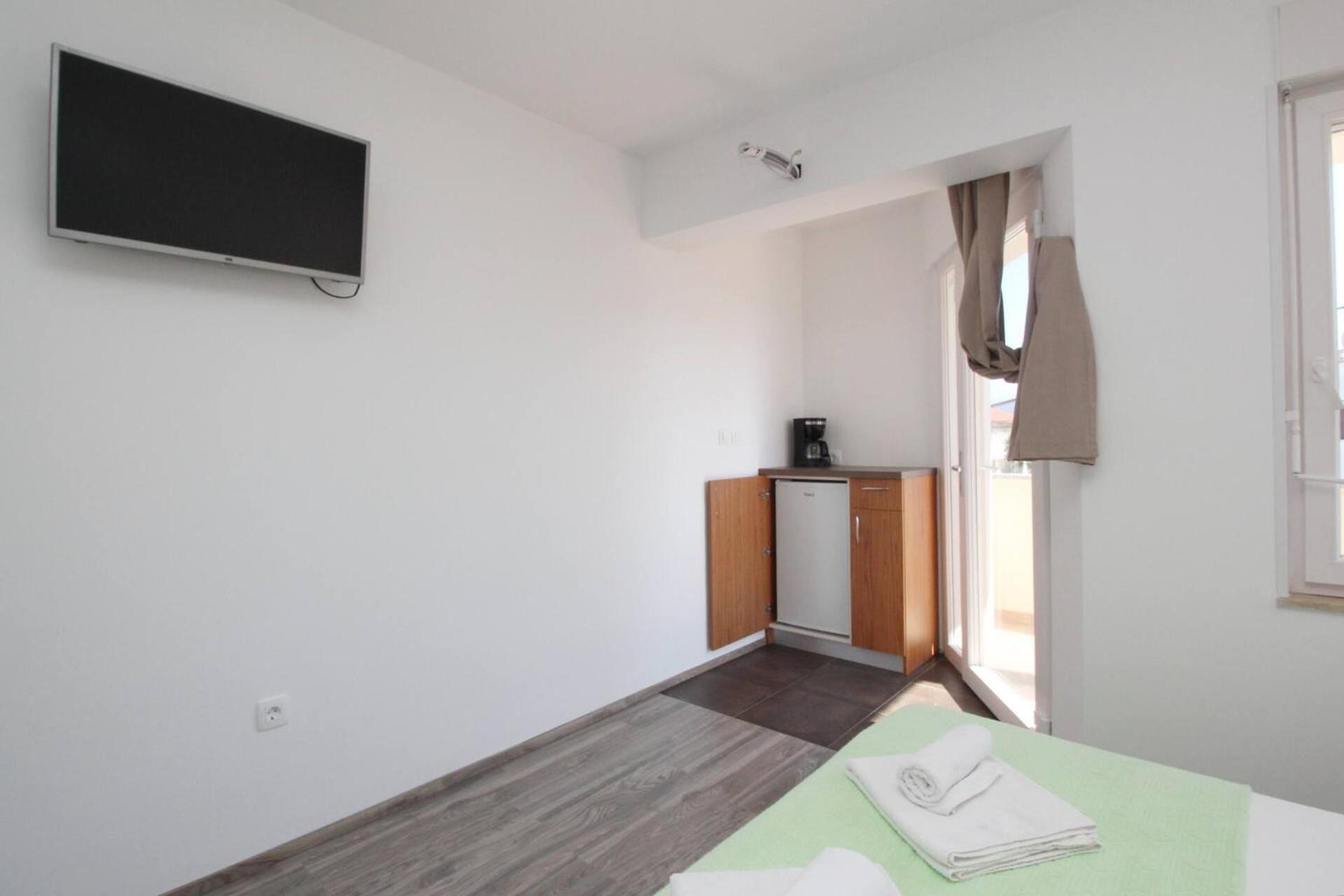 Apartments & Rooms Dekanic Башка Екстер'єр фото