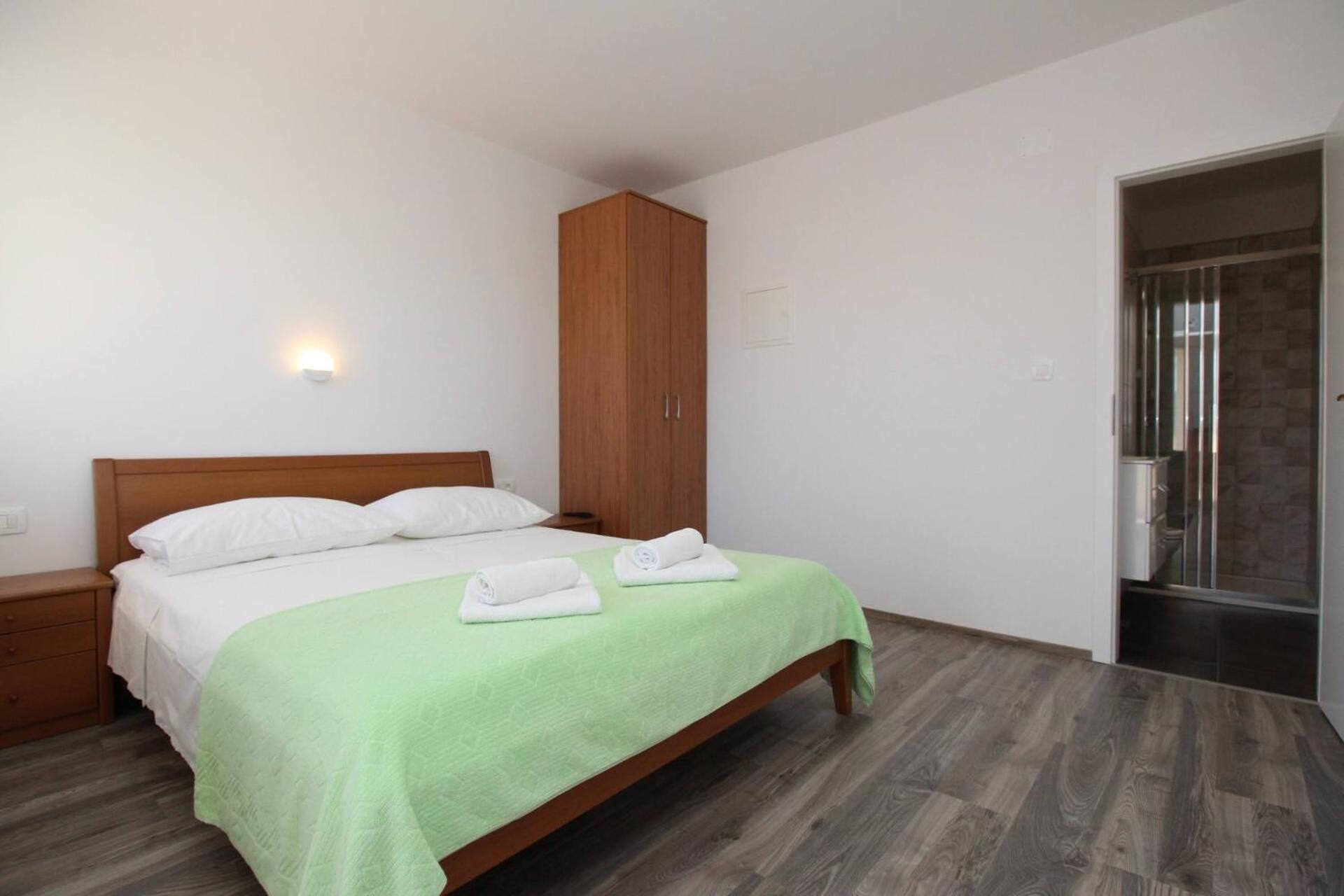 Apartments & Rooms Dekanic Башка Екстер'єр фото